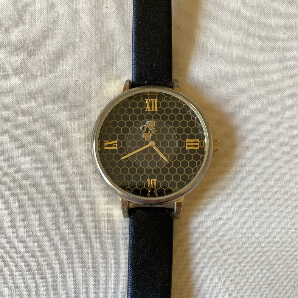 Qrtz fashion watch
